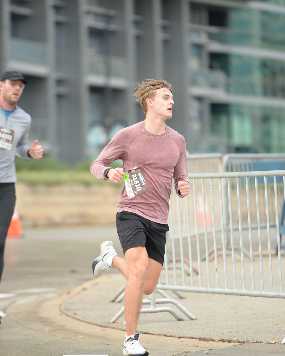 Owen mid-stride during the Hot Chocolate 5k in Chicago
